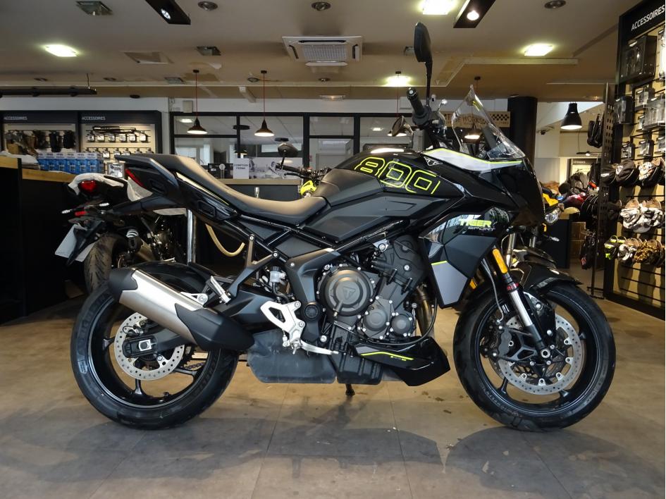 TRIUMPH TIGER 800 SPORT