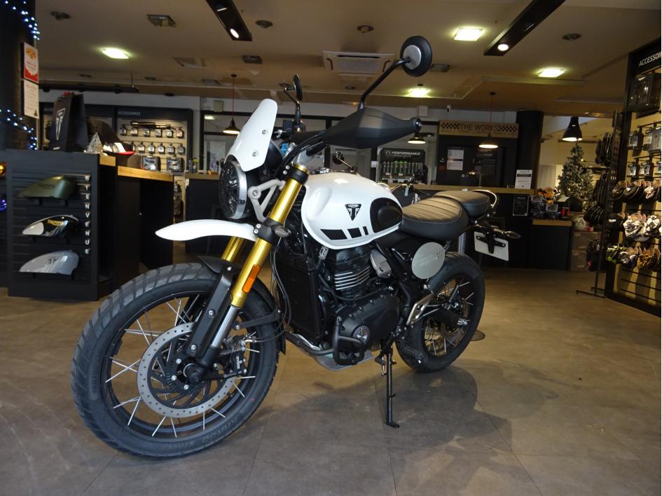 TRIUMPH SCRAMBLER 400 XC