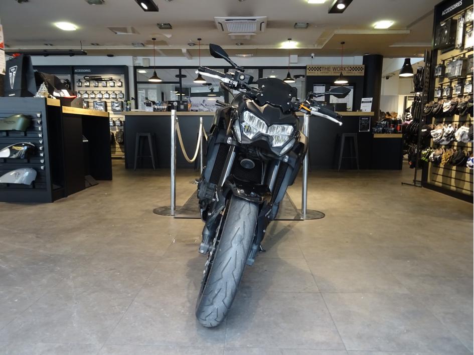 KAWASAKI Z 900