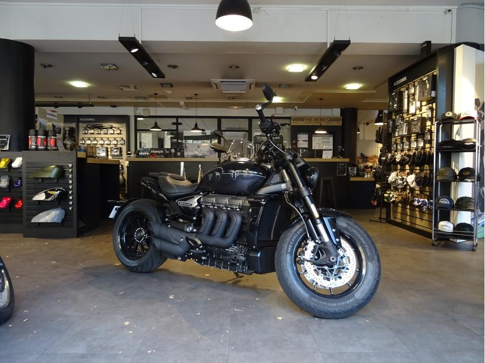TRIUMPH ROCKET 3 R STORM