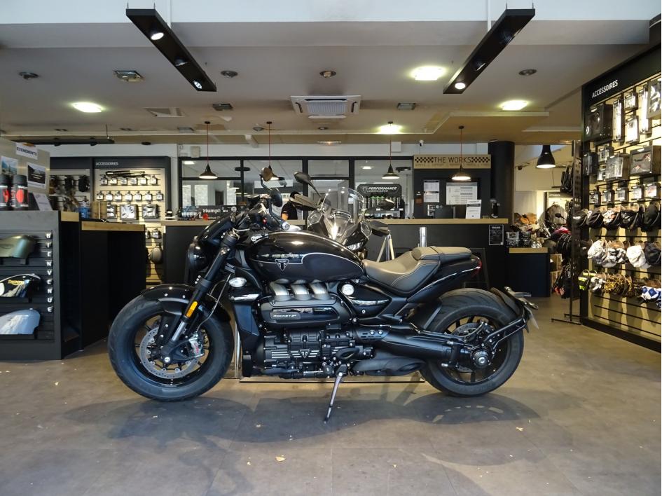 TRIUMPH ROCKET 3 R STORM