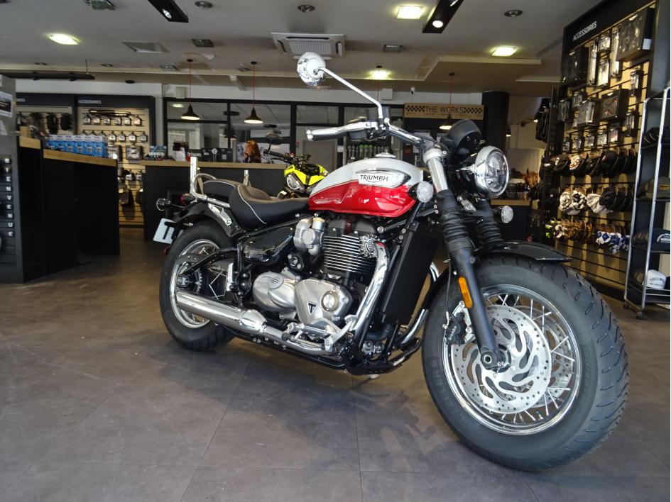 TRIUMPH BONNEVILLE SPEEDMASTER 1200