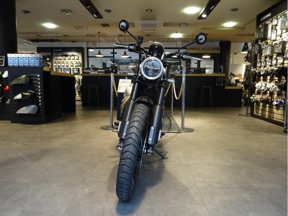 TRIUMPH SCRAMBLER 1200 X