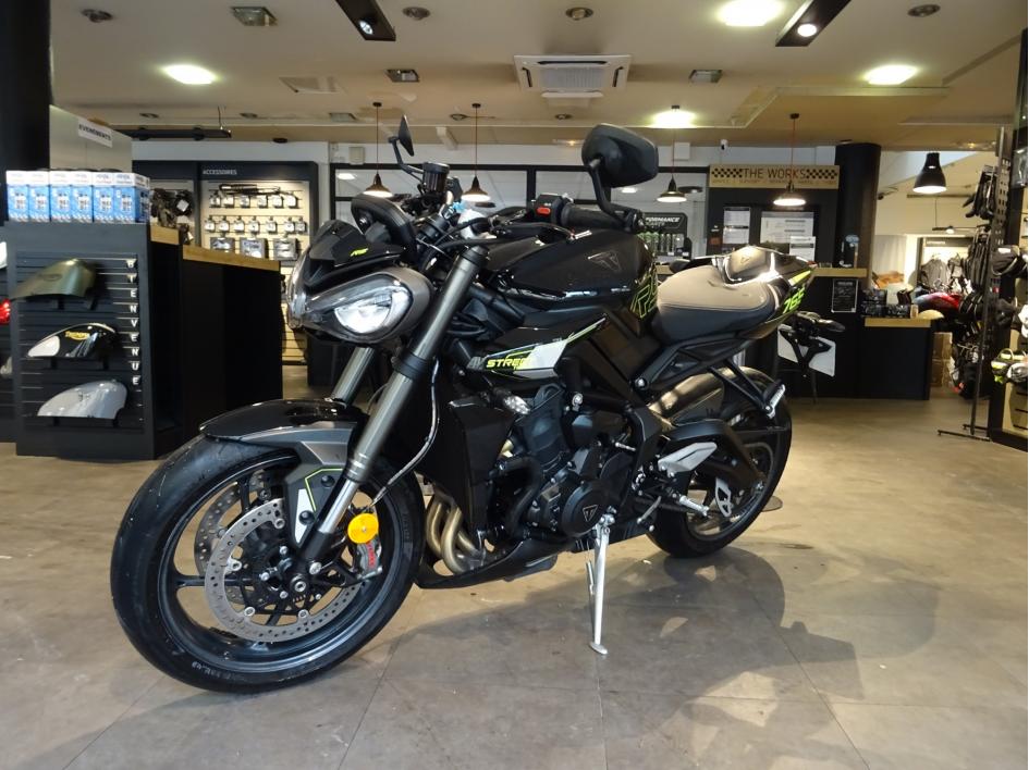 TRIUMPH STREET TRIPLE 765 RS