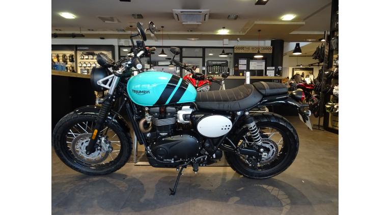 TRIUMPH SCRAMBLER 900
