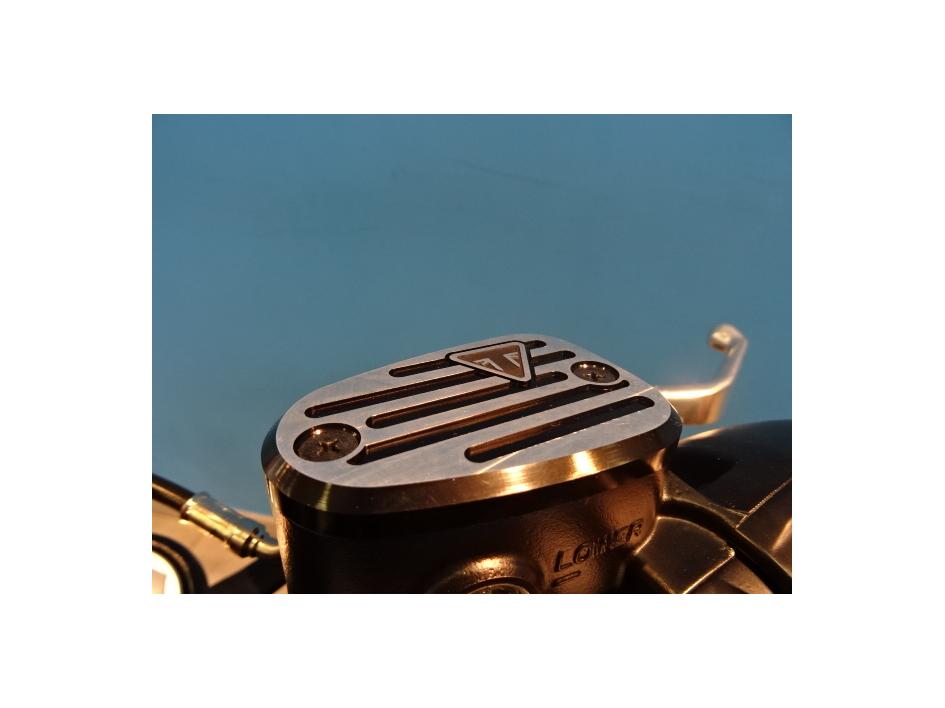BOBBER 1200 BLACK