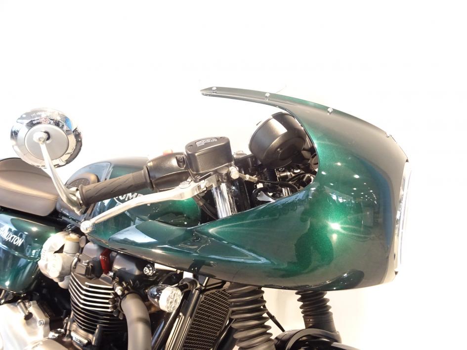 THRUXTON 1200 RACER