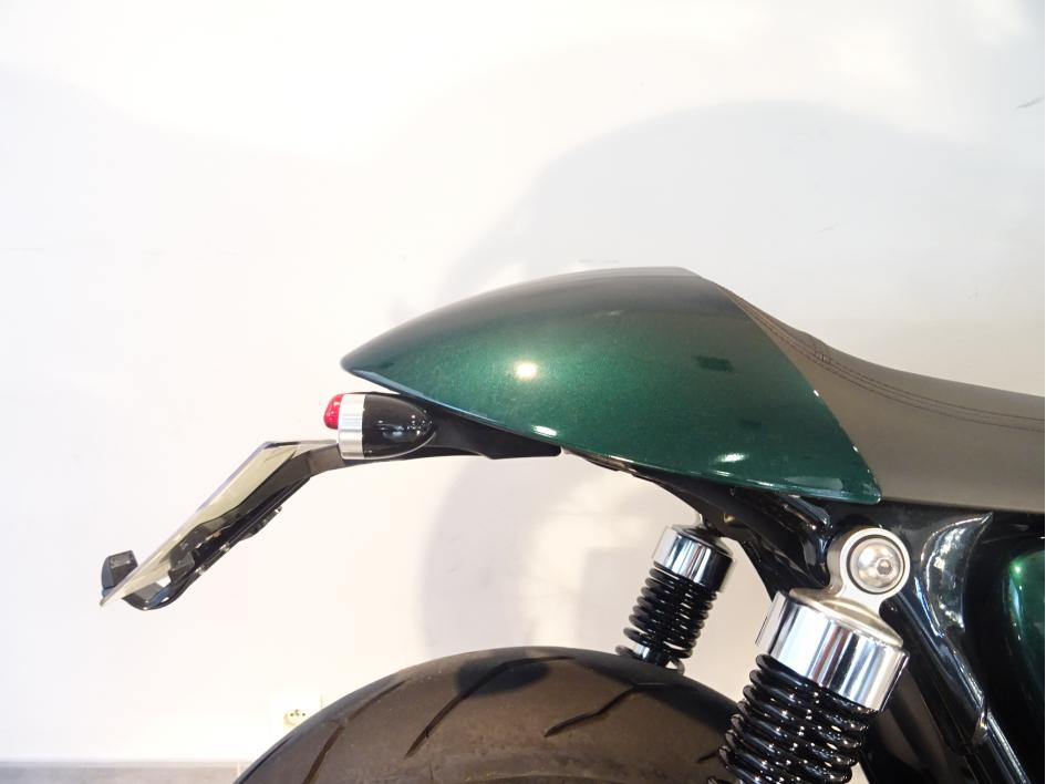 THRUXTON 1200 RACER