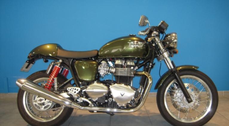Thruxton R
