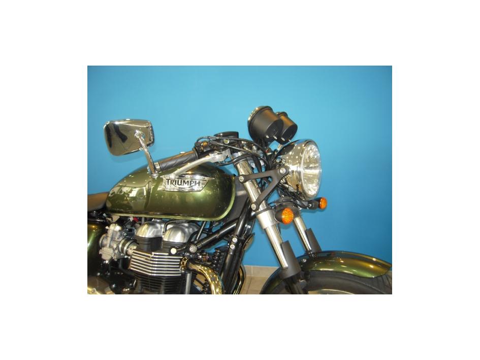 Thruxton R